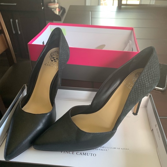 vince camuto airmosah pump white